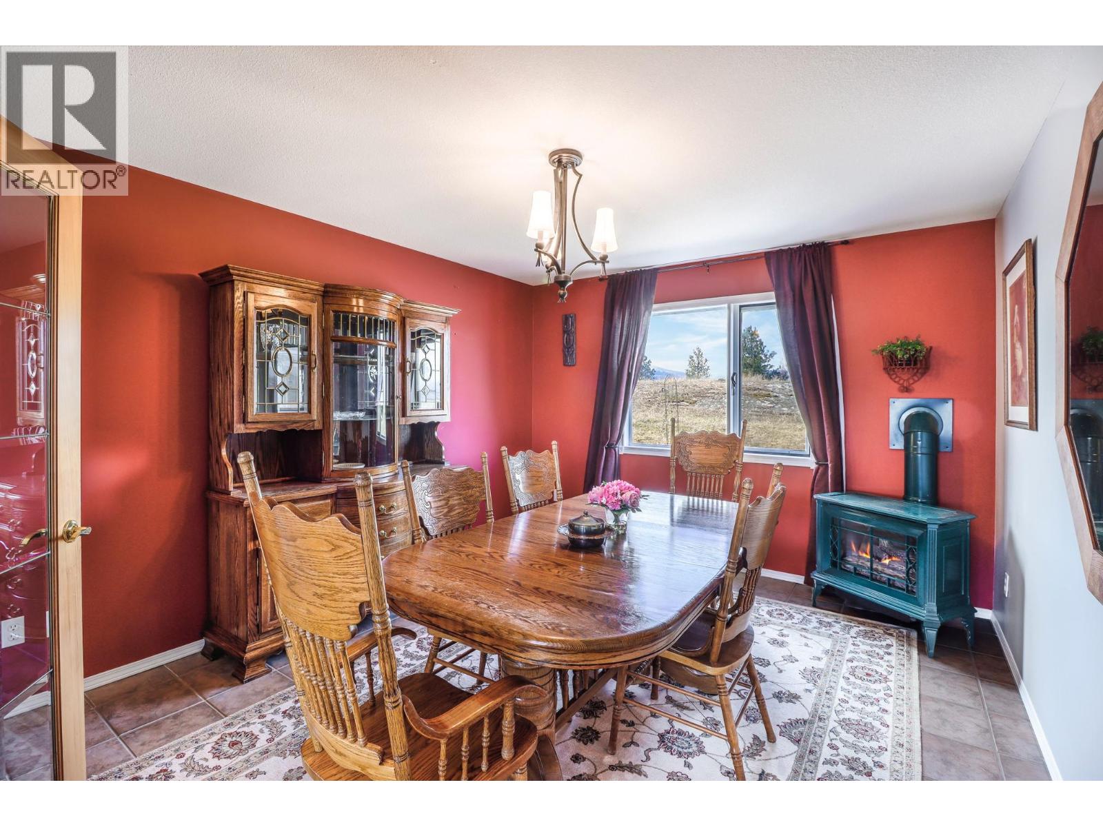  9617 CLEARVIEW Road, Cranbrook