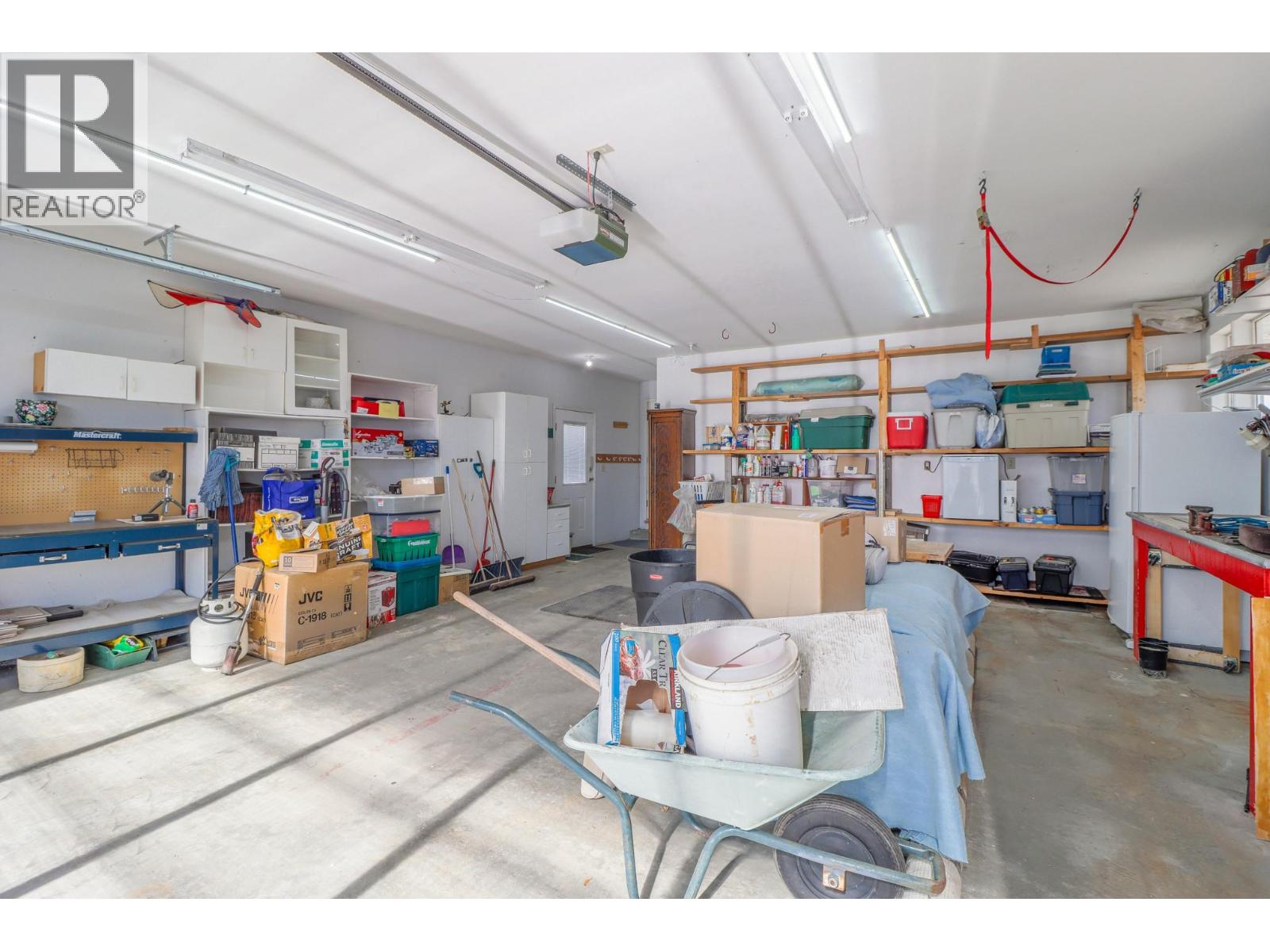  9617 CLEARVIEW Road, Cranbrook