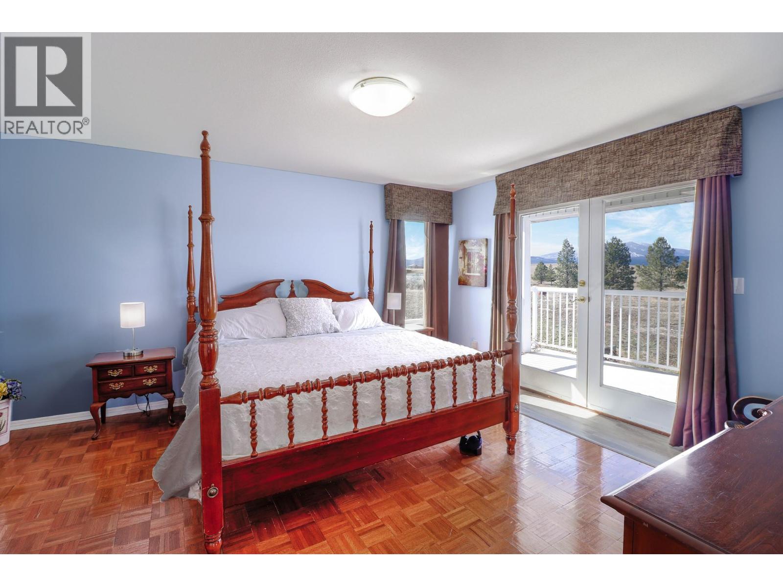  9617 CLEARVIEW Road, Cranbrook