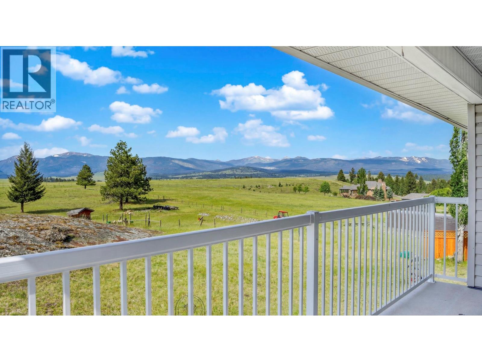  9617 CLEARVIEW Road, Cranbrook