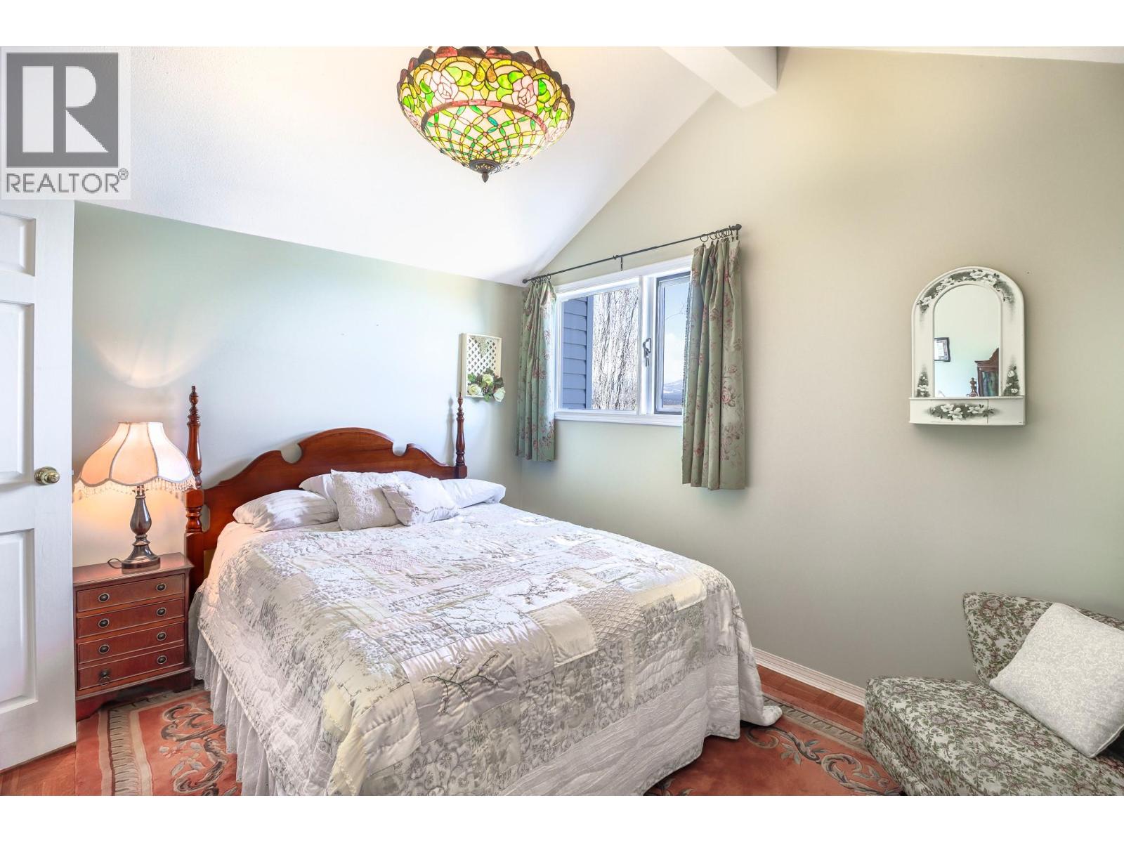  9617 CLEARVIEW Road, Cranbrook