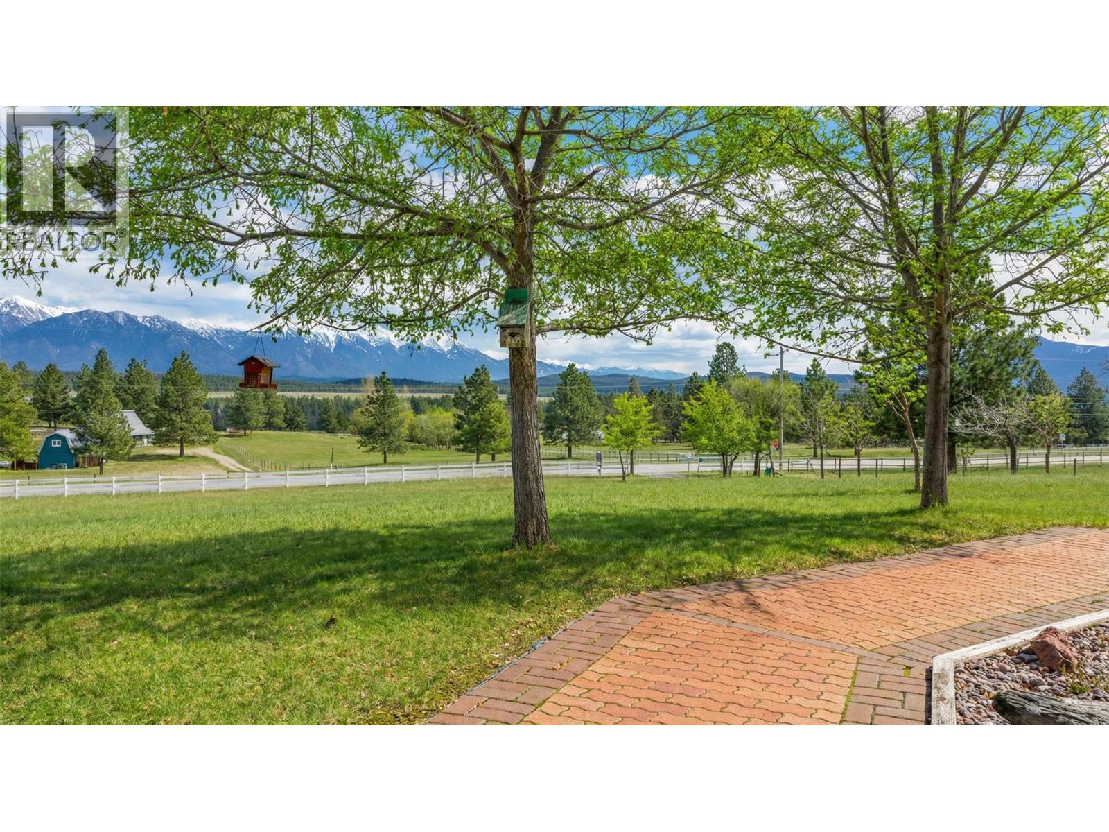  9617 CLEARVIEW Road, Cranbrook