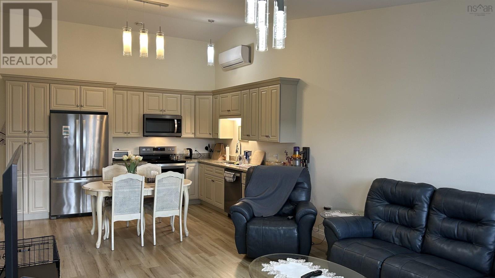 41 COVINGTON PLACE - Image 2