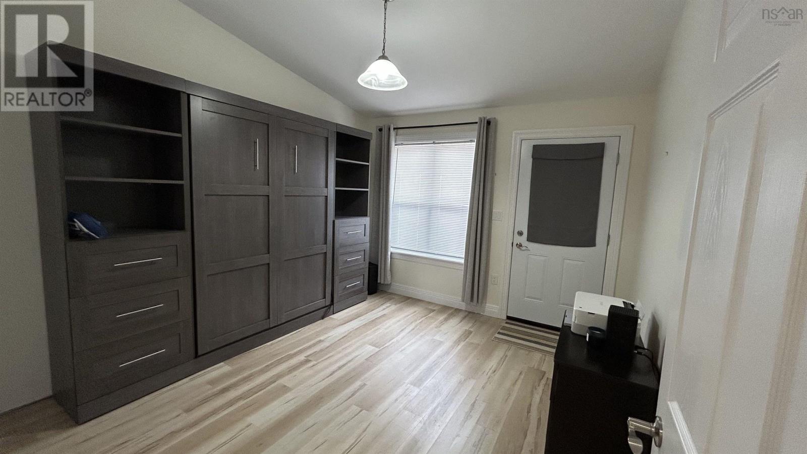 41 COVINGTON PLACE - 23