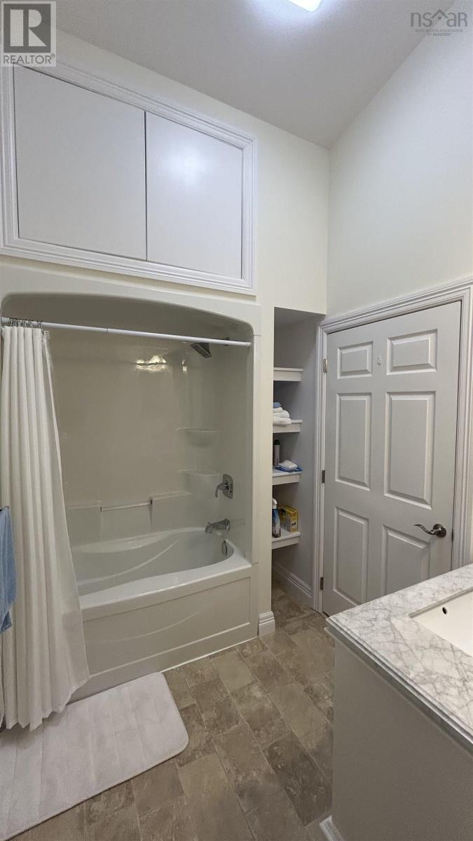 41 COVINGTON PLACE - 29