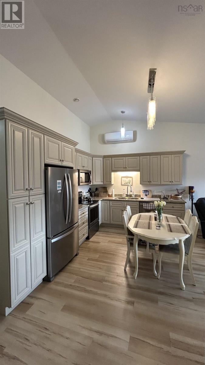 41 COVINGTON PLACE - 33