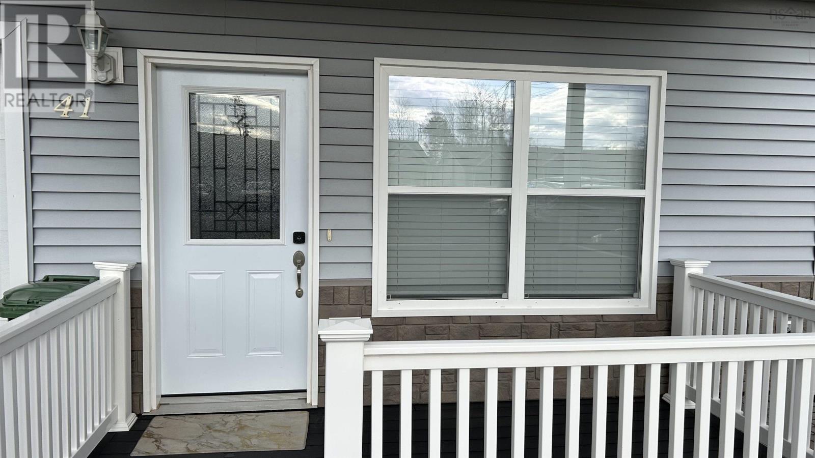 41 COVINGTON PLACE - 37