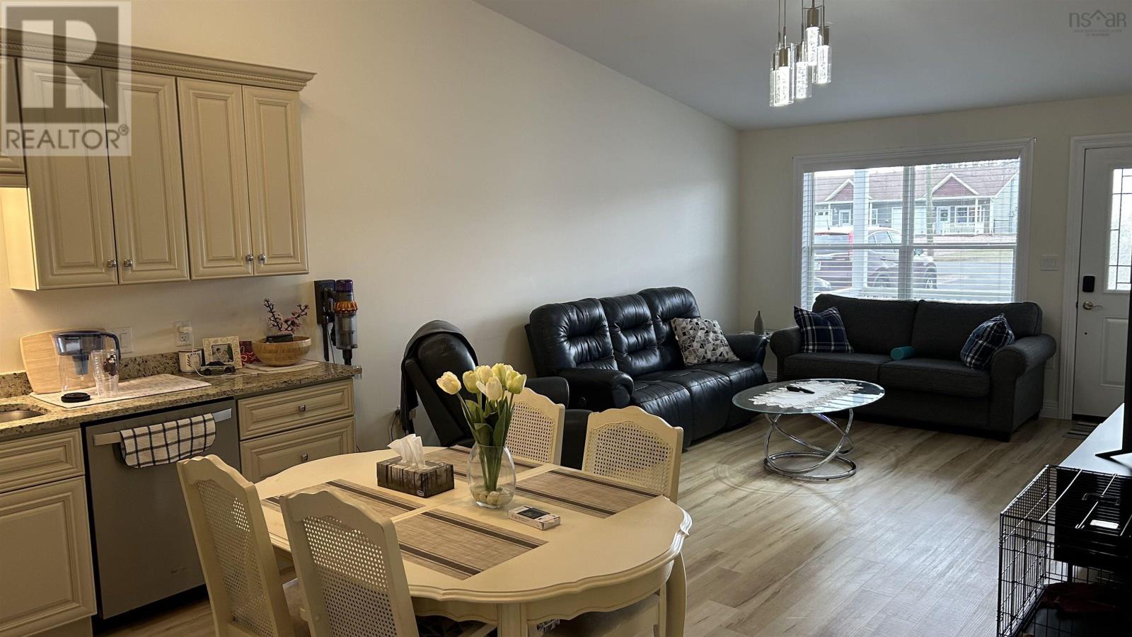 41 COVINGTON PLACE - 5