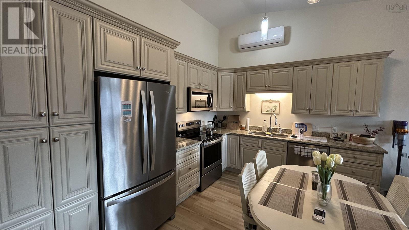 41 COVINGTON PLACE - 34