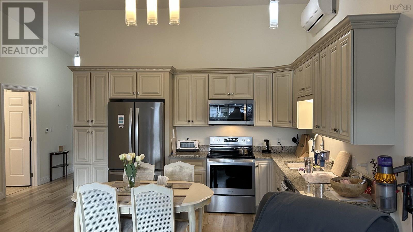 41 COVINGTON PLACE - 7