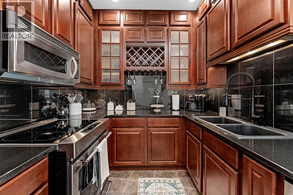 #404 1225 RIVERSIDE DRIVE - 18