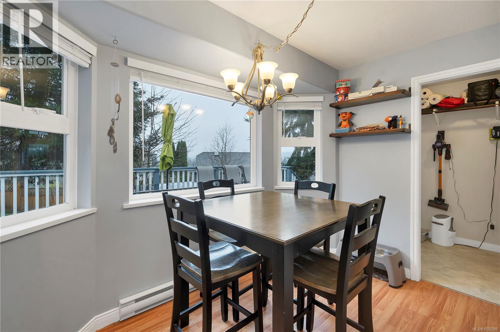 473 Murray Pl - 7