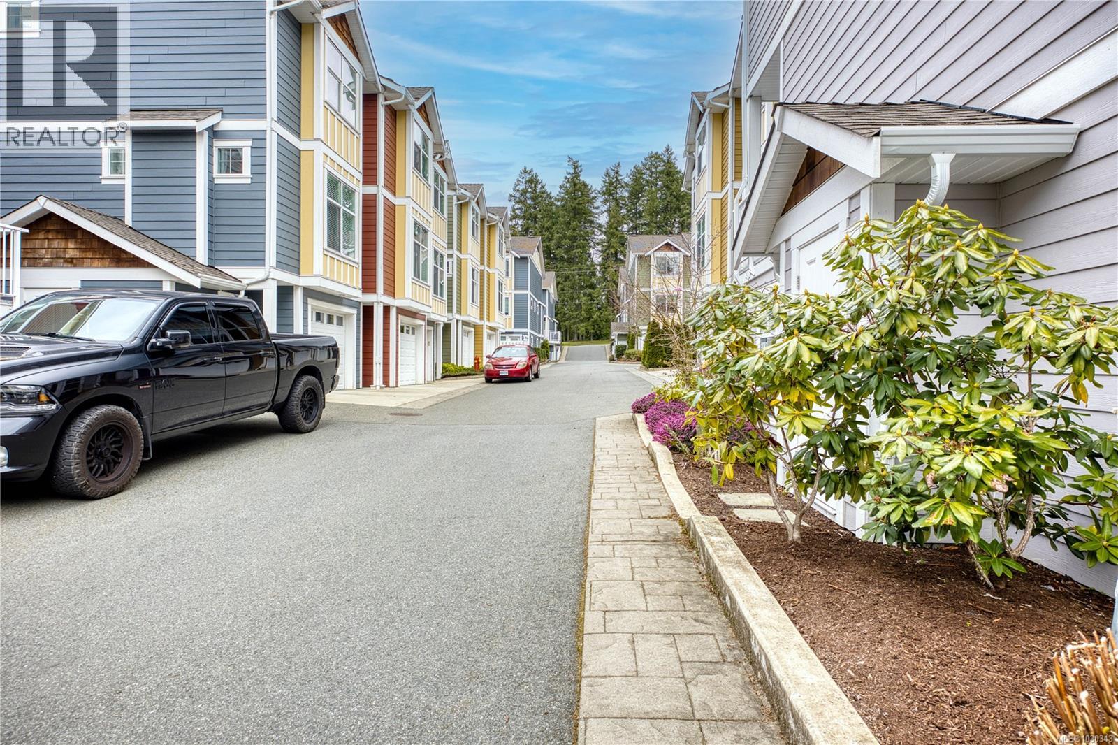 #135 6057 DOUMONT RD - 30