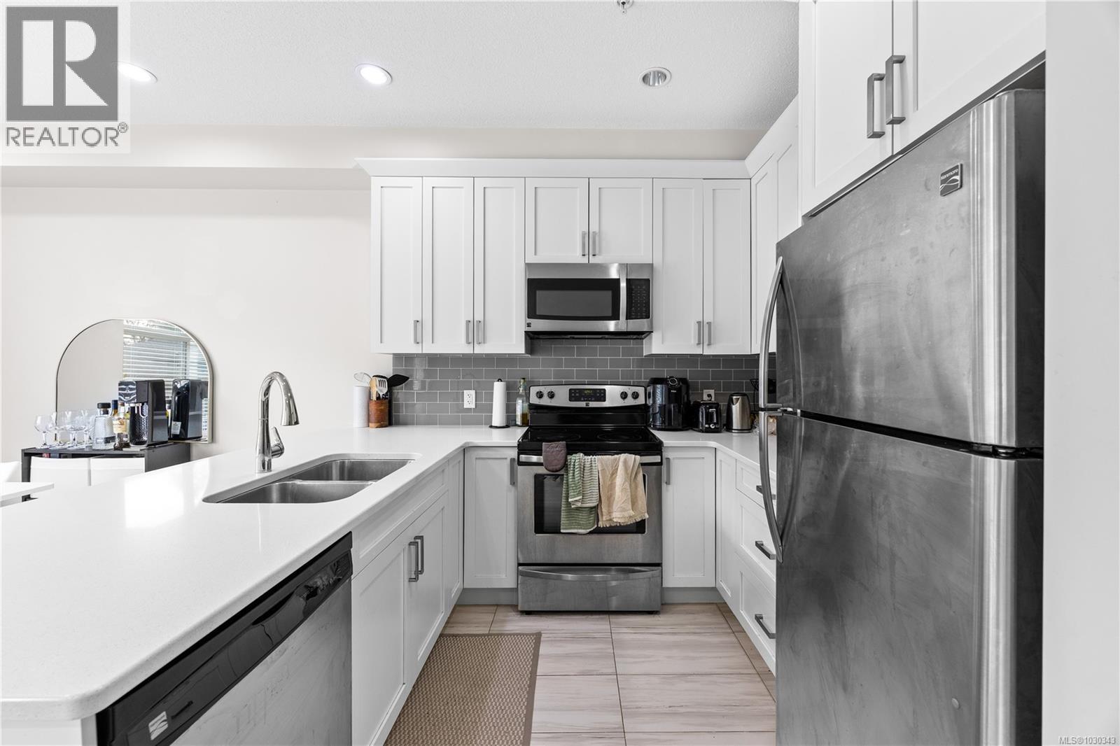 #135 6057 Doumont Rd - 9
