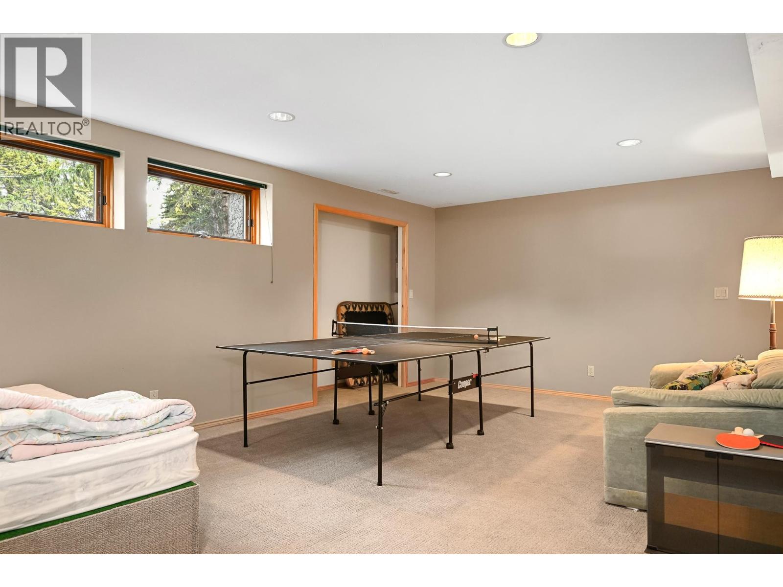  4856 Ridge Crescent, Windermere