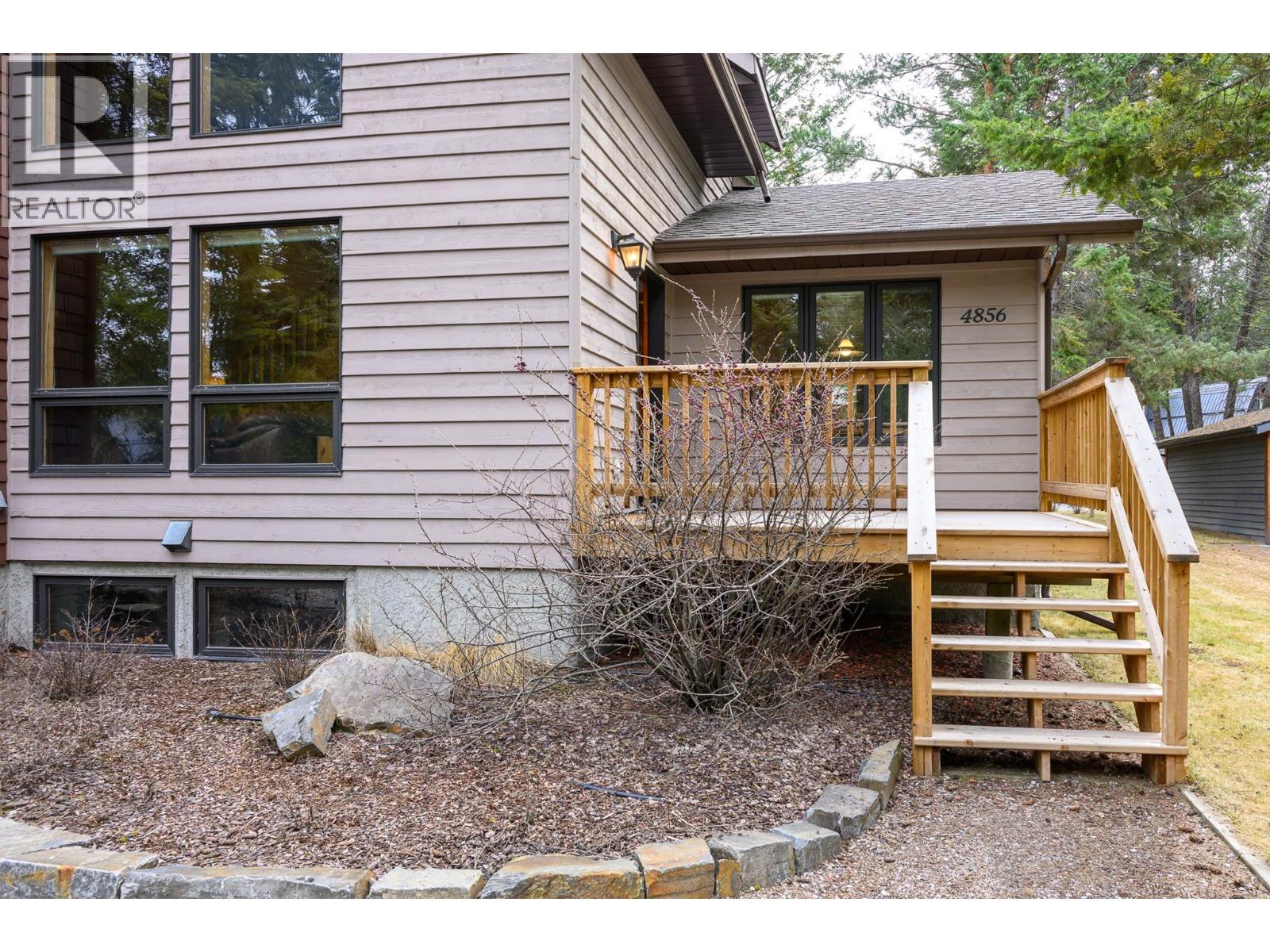  4856 Ridge Crescent, Windermere