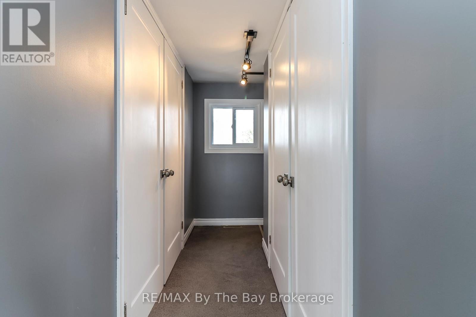2533 FLOS 3 ROAD W - 22
