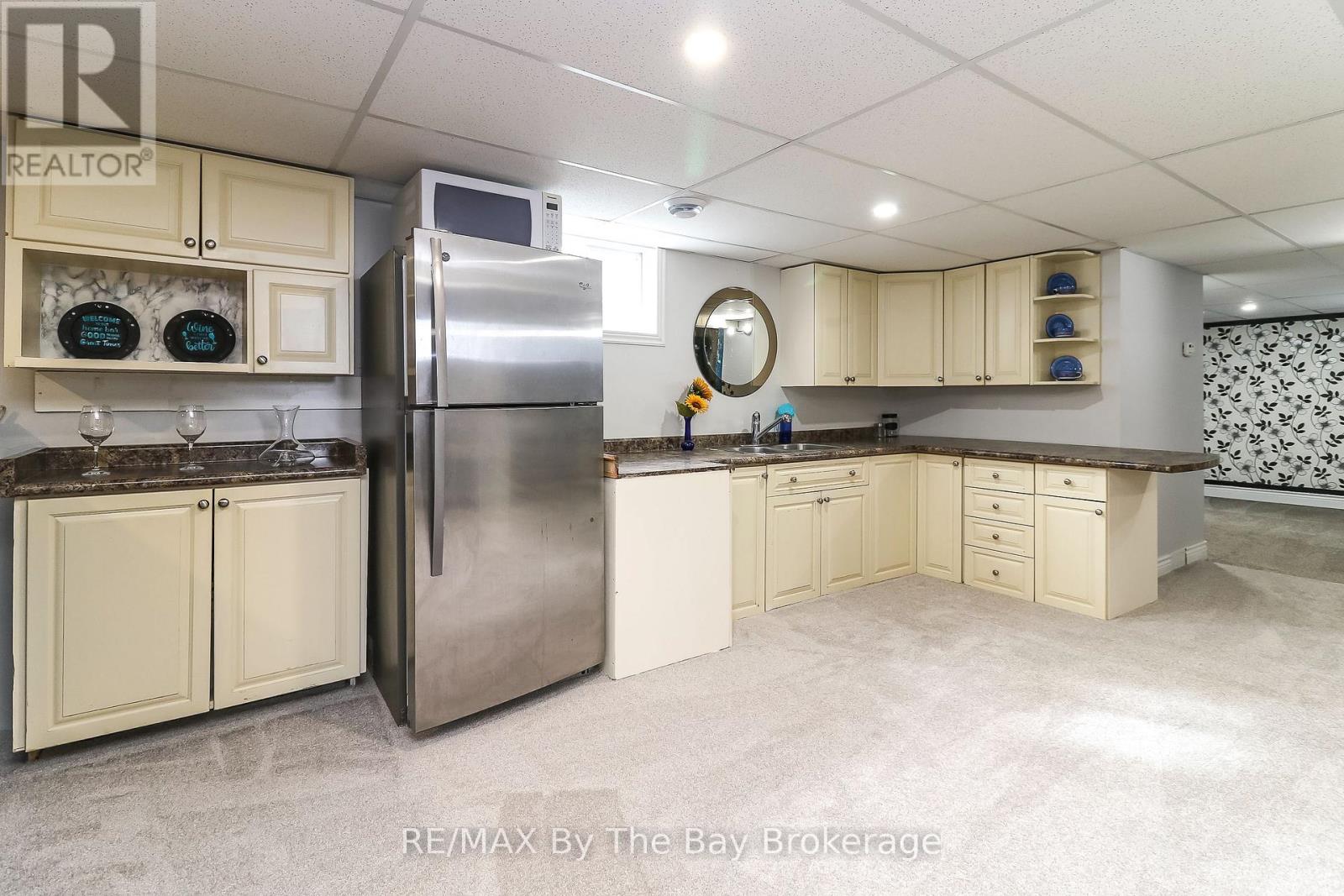 2533 FLOS 3 ROAD W - 29