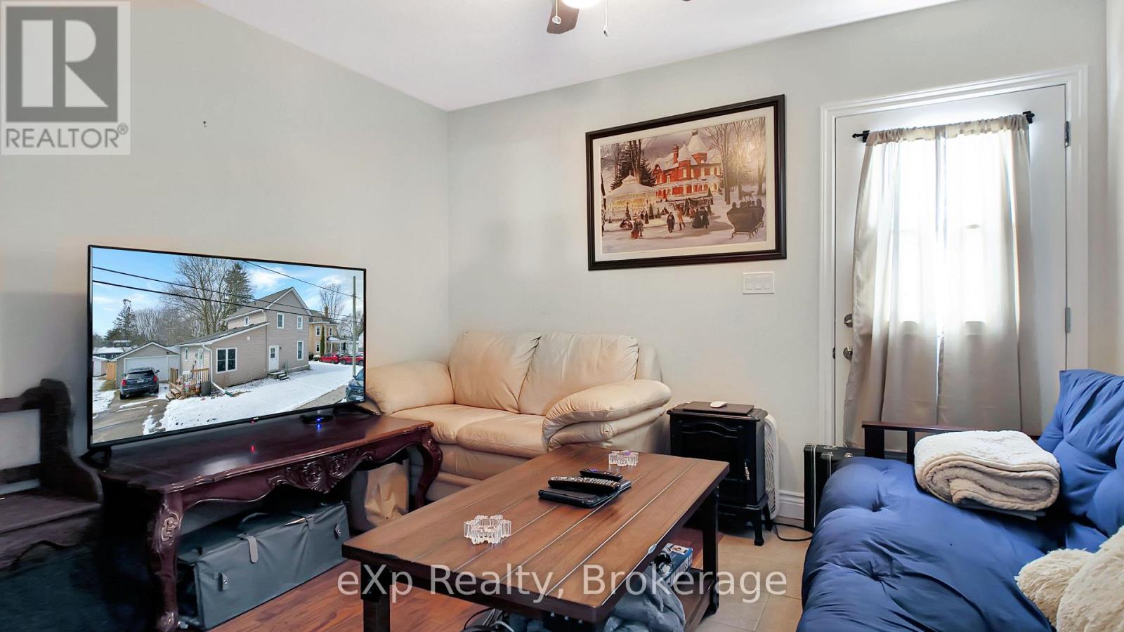 370 6TH AVENUE - 19
