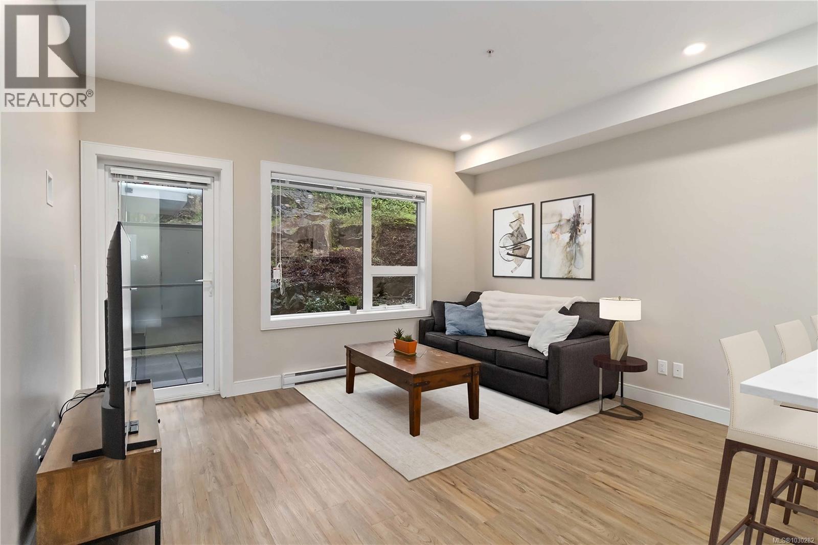 107 280 Island Highway, View Royal