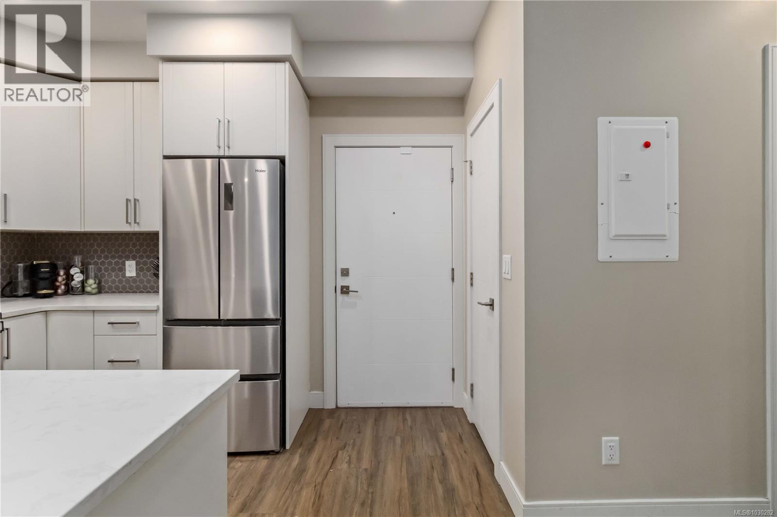 107 280 Island Highway, View Royal