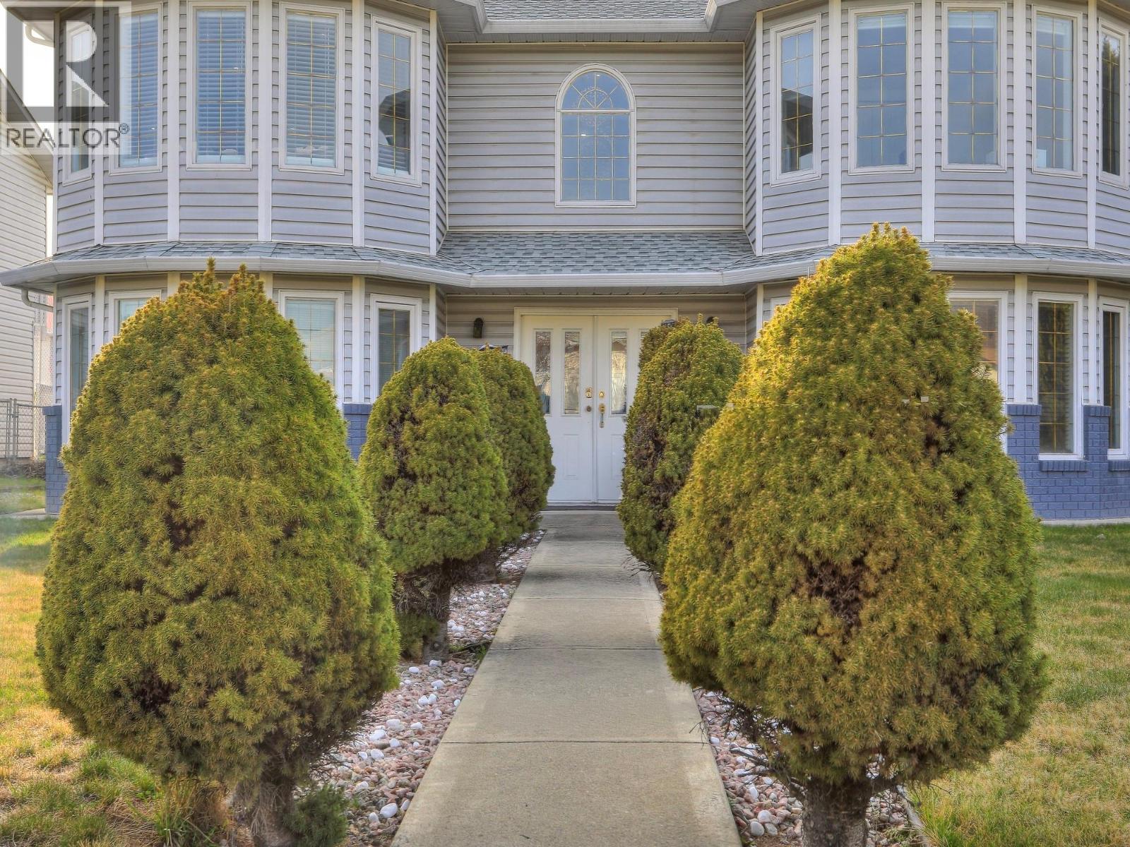 850 Hollywood Road N, Kelowna