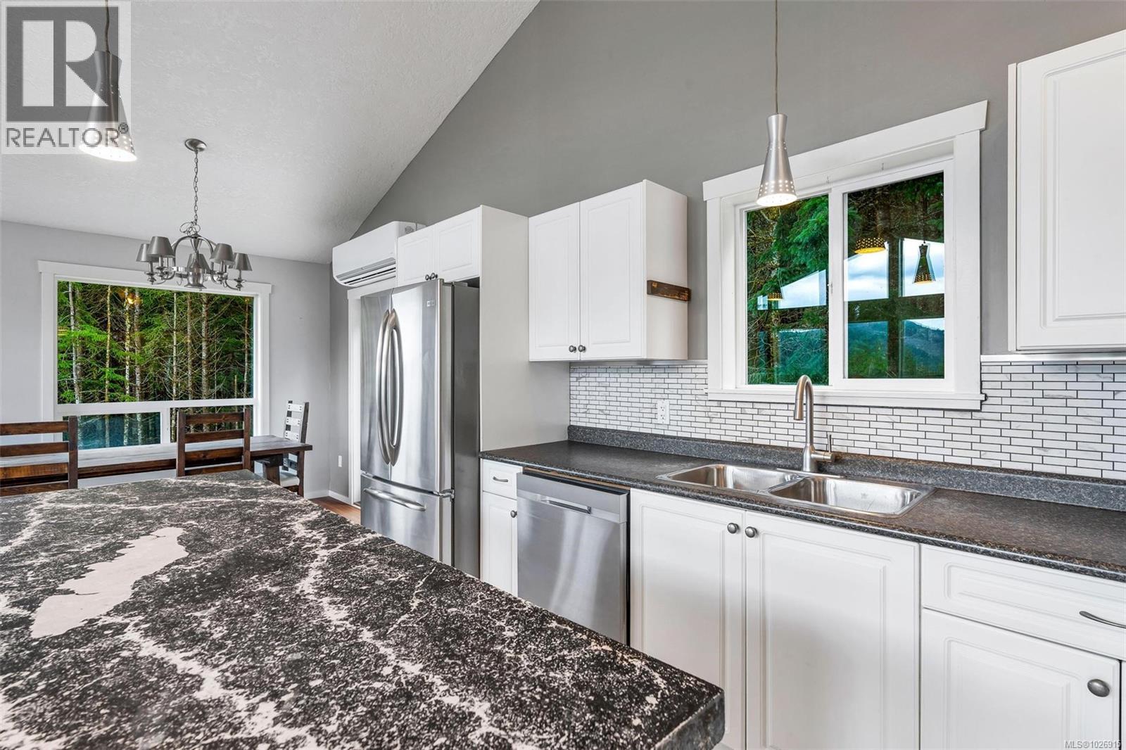 1130 COUGAR RIDGE RD - 12