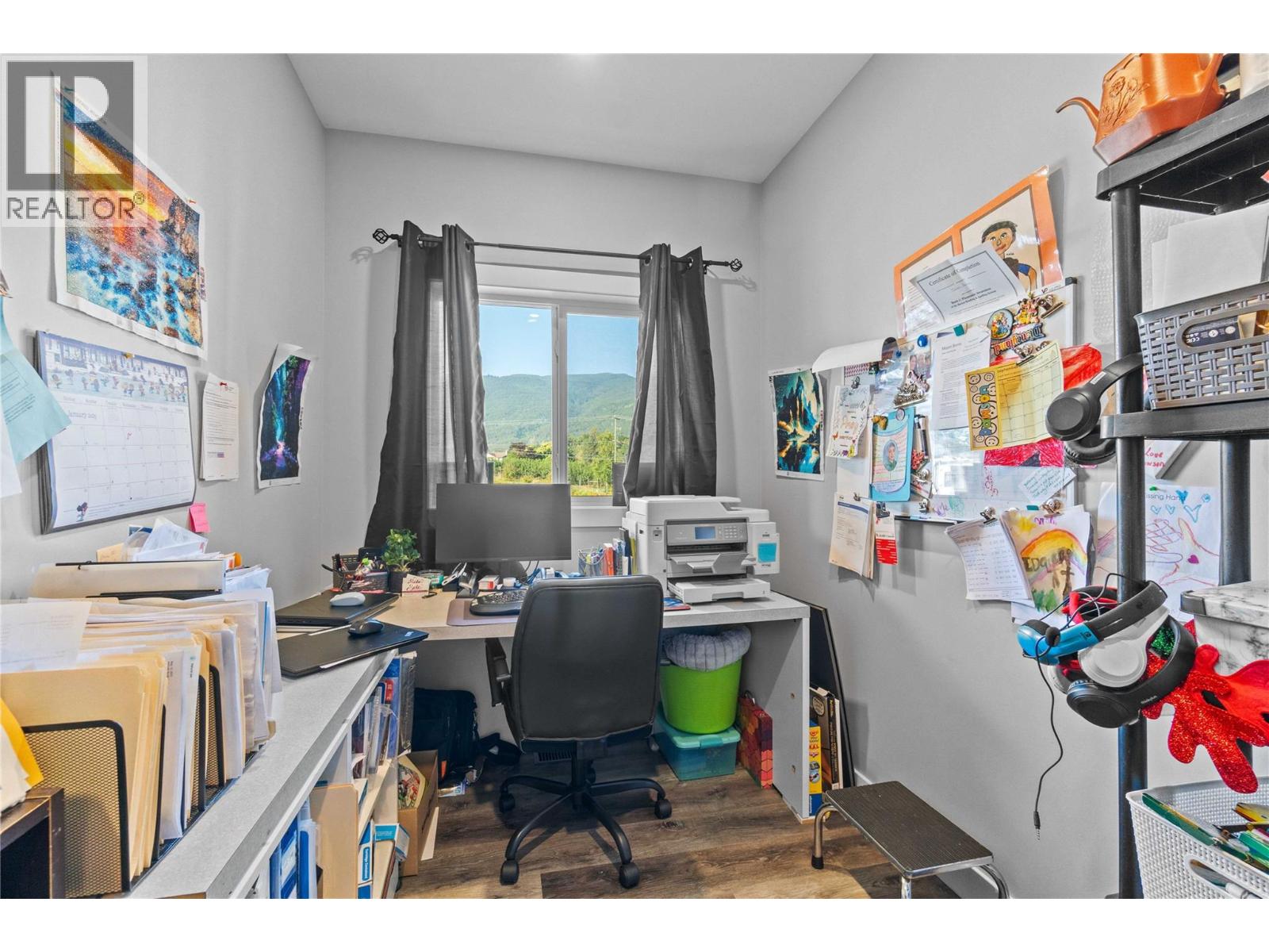 3700 50 Street - 28
