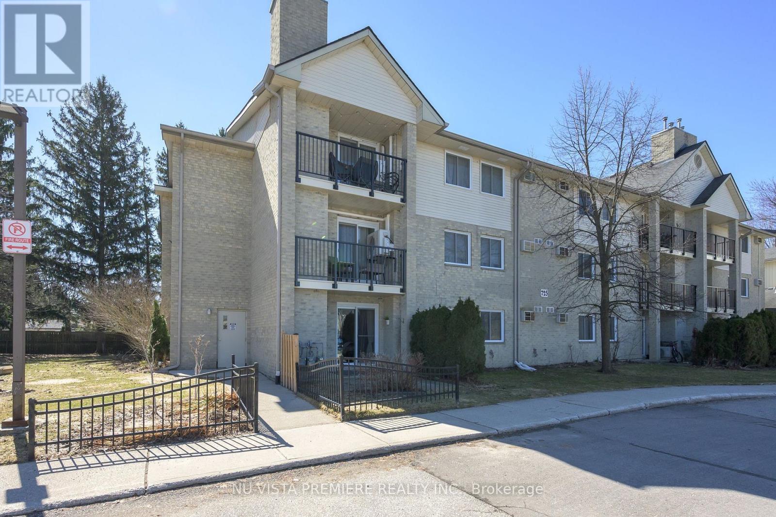 119 - 725 DEVERON CRESCENT