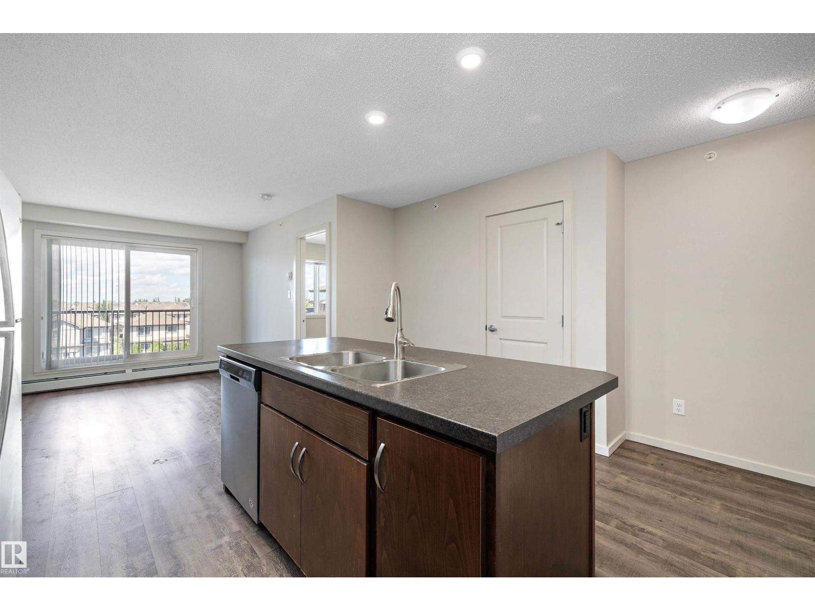 #414 5404 7 Ave SW, Edmonton