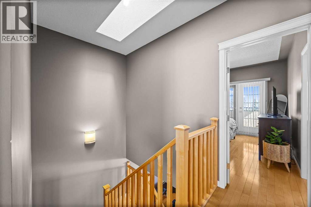 Single Family House for Sale in  Sierra Morena Landing SW Signal Hill Calgary 