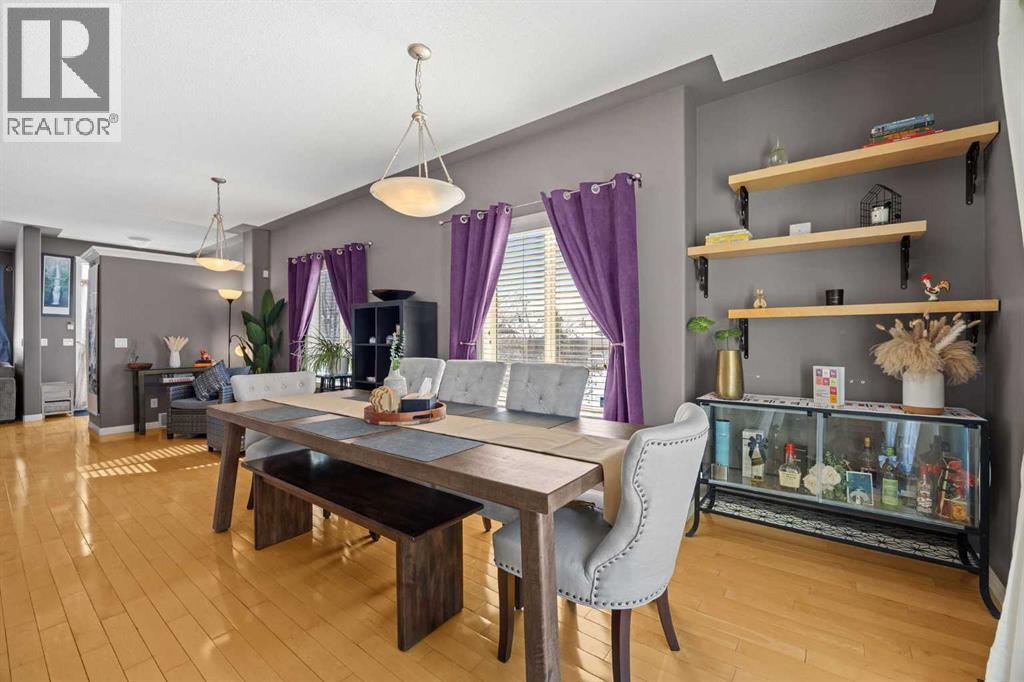 Single Family House for Sale in  Sierra Morena Landing SW Signal Hill Calgary 