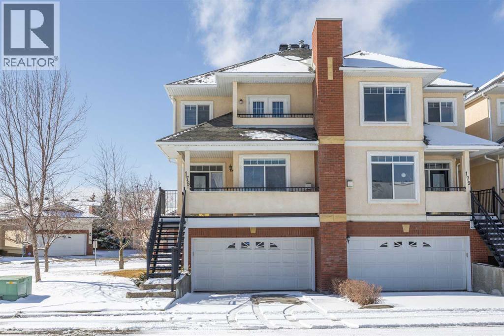 Single Family House for Sale in  Sierra Morena Landing SW Signal Hill Calgary 