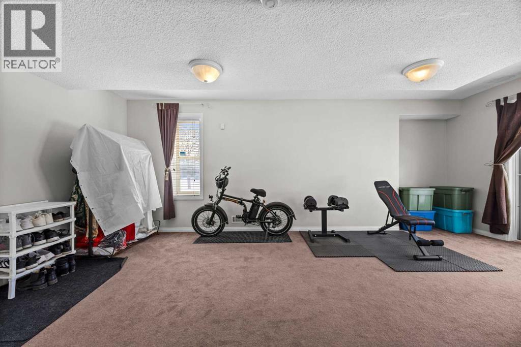 Single Family House for Sale in  Sierra Morena Landing SW Signal Hill Calgary 