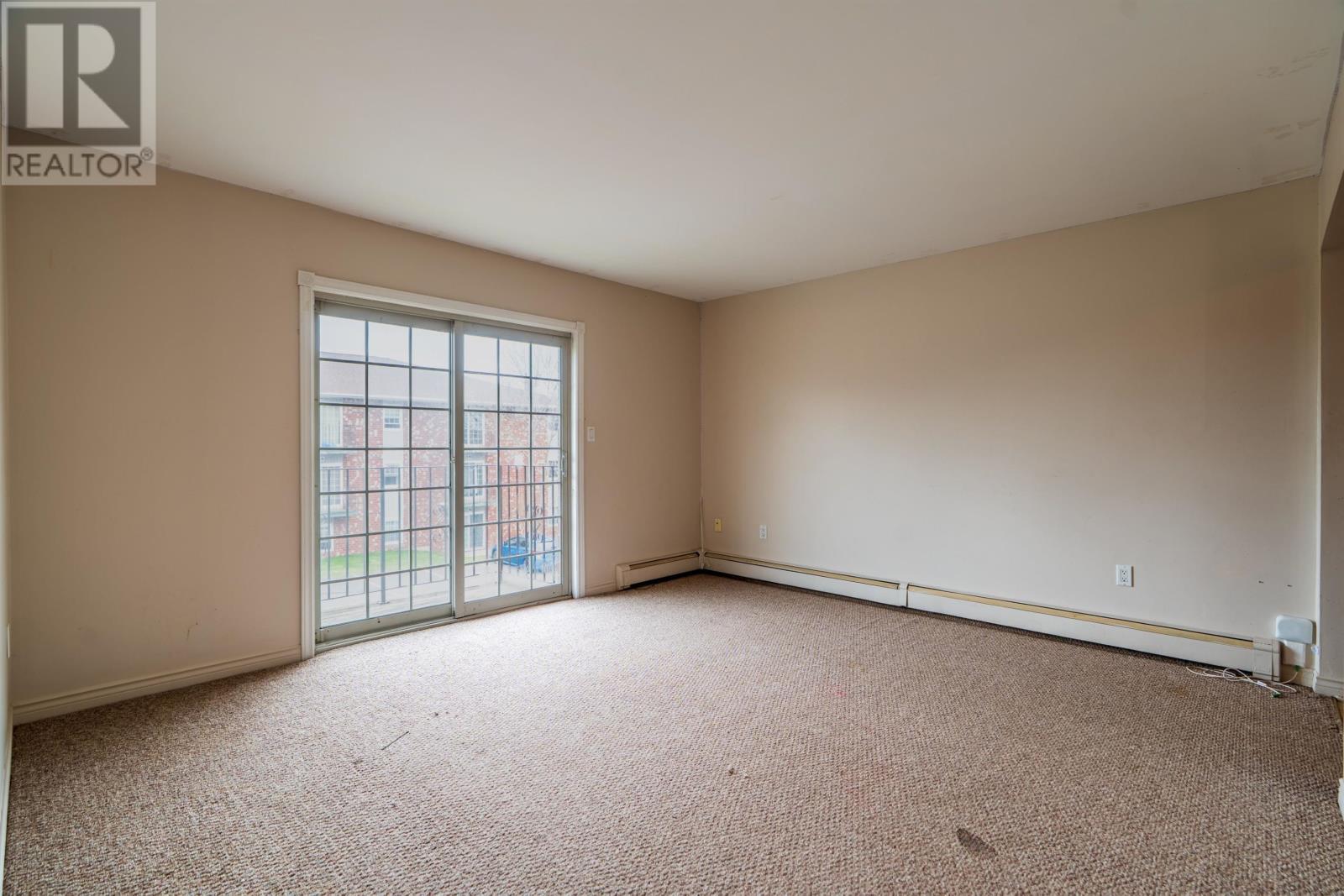 #202 11 BROWNS COURT - 6