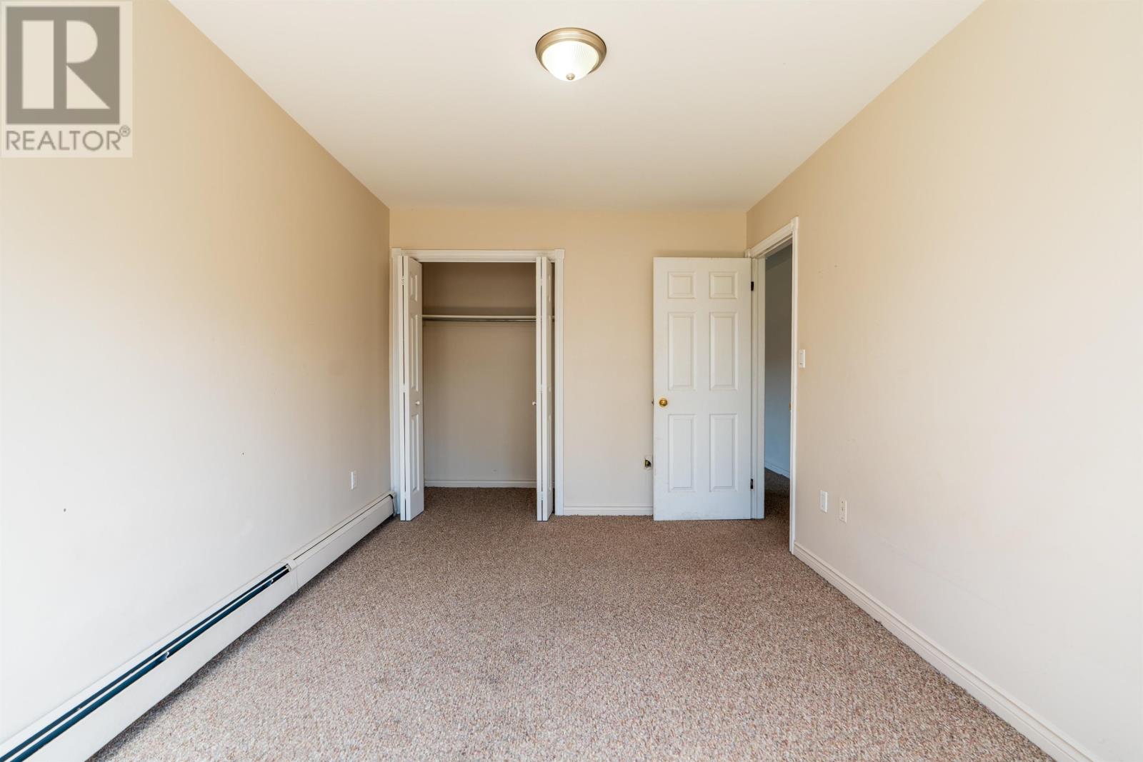 #202 11 BROWNS COURT - 8