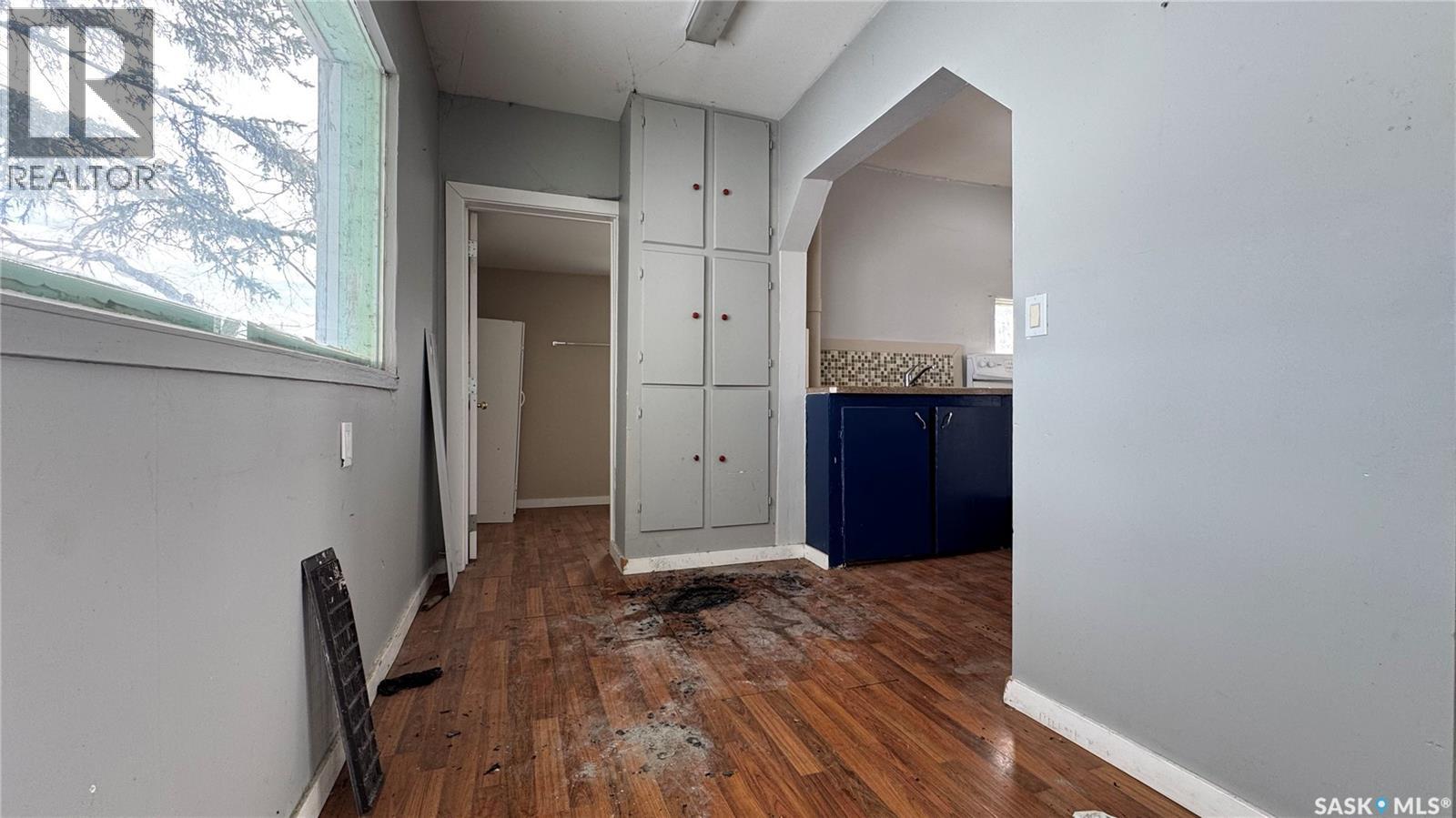 301 Maple AVENUE — photo 6