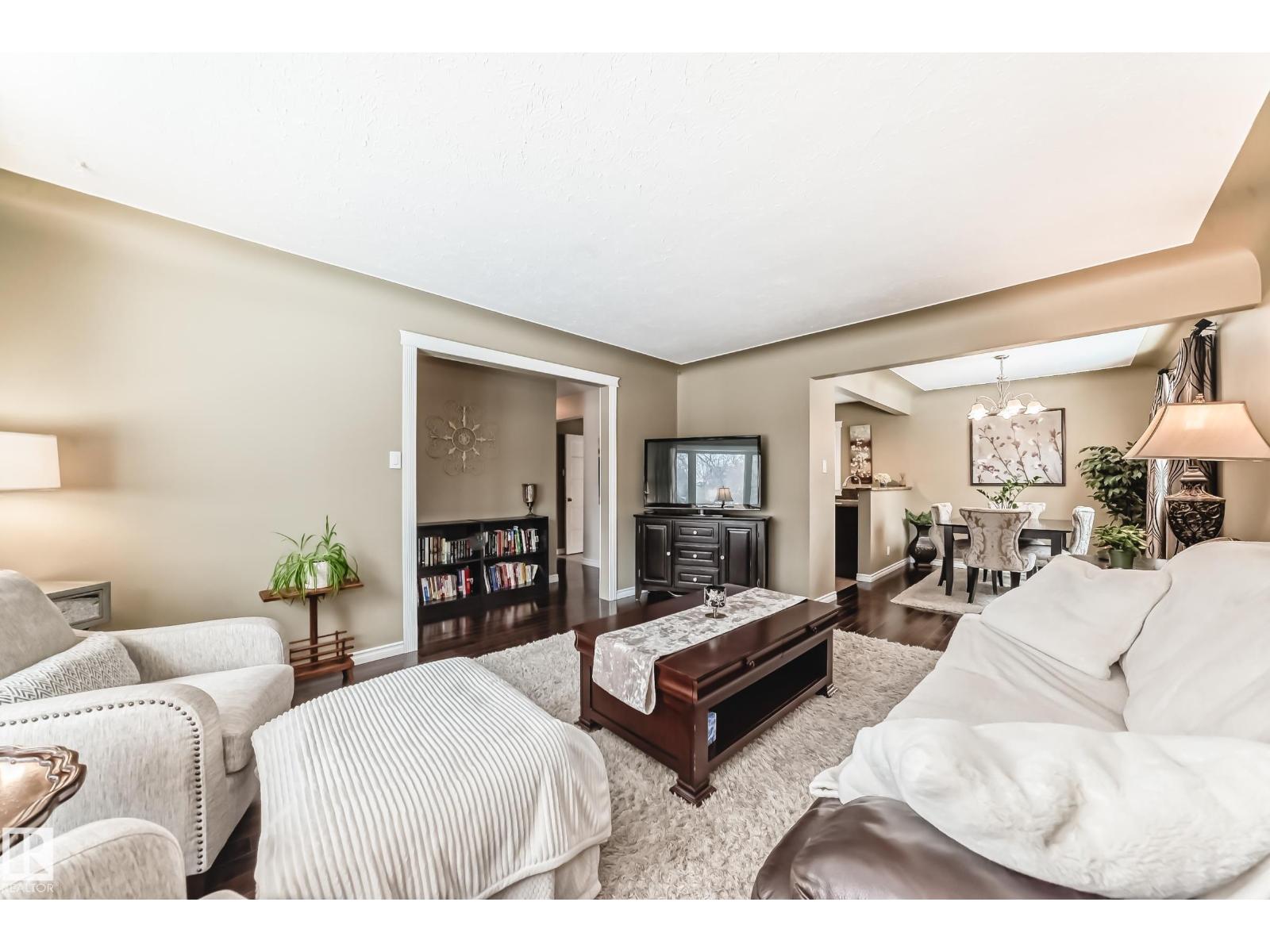 10860 147 ST NW, Edmonton