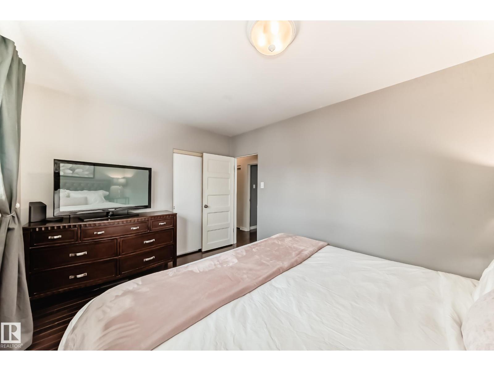 10860 147 ST NW, Edmonton