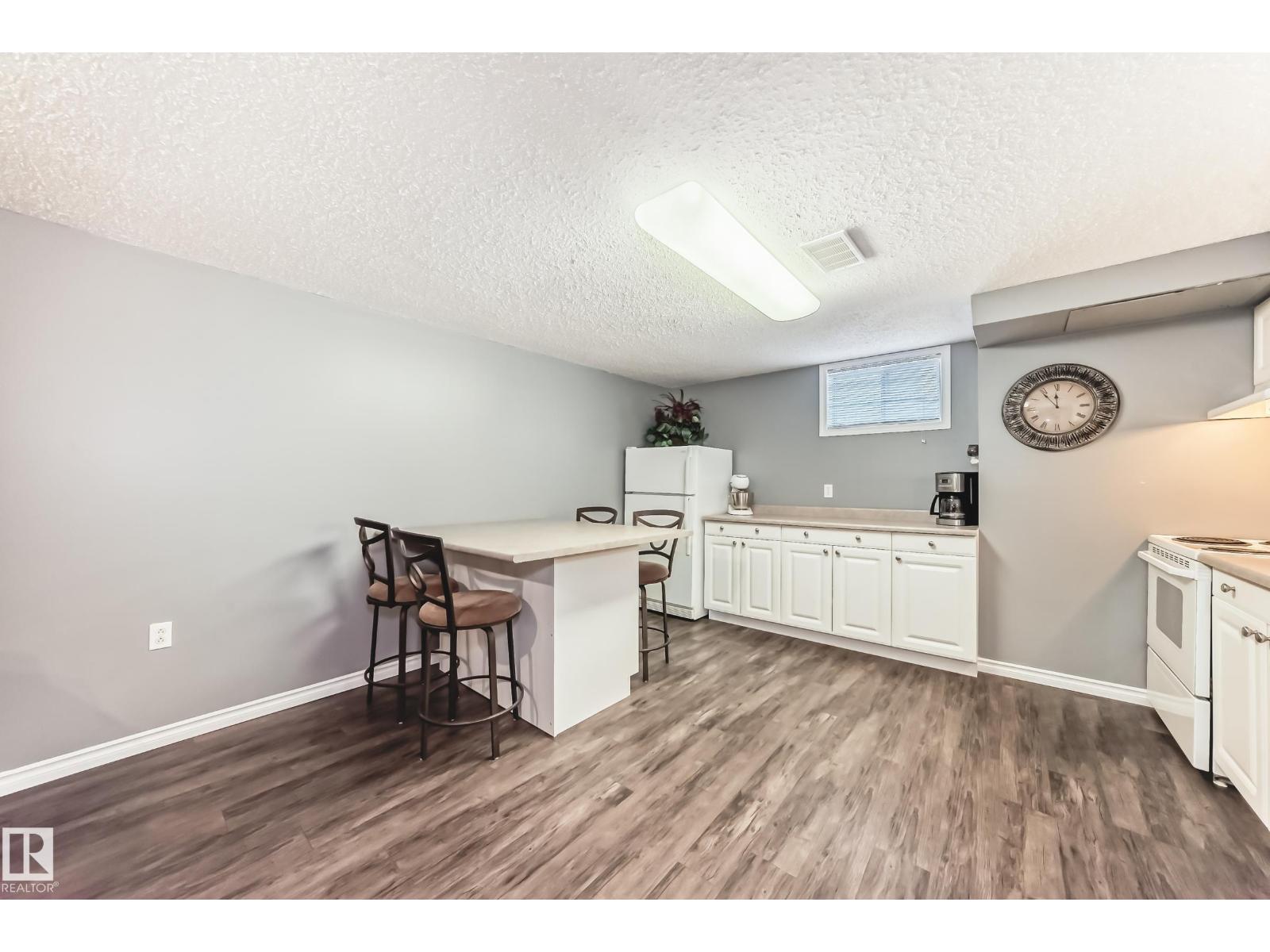 10860 147 ST NW, Edmonton