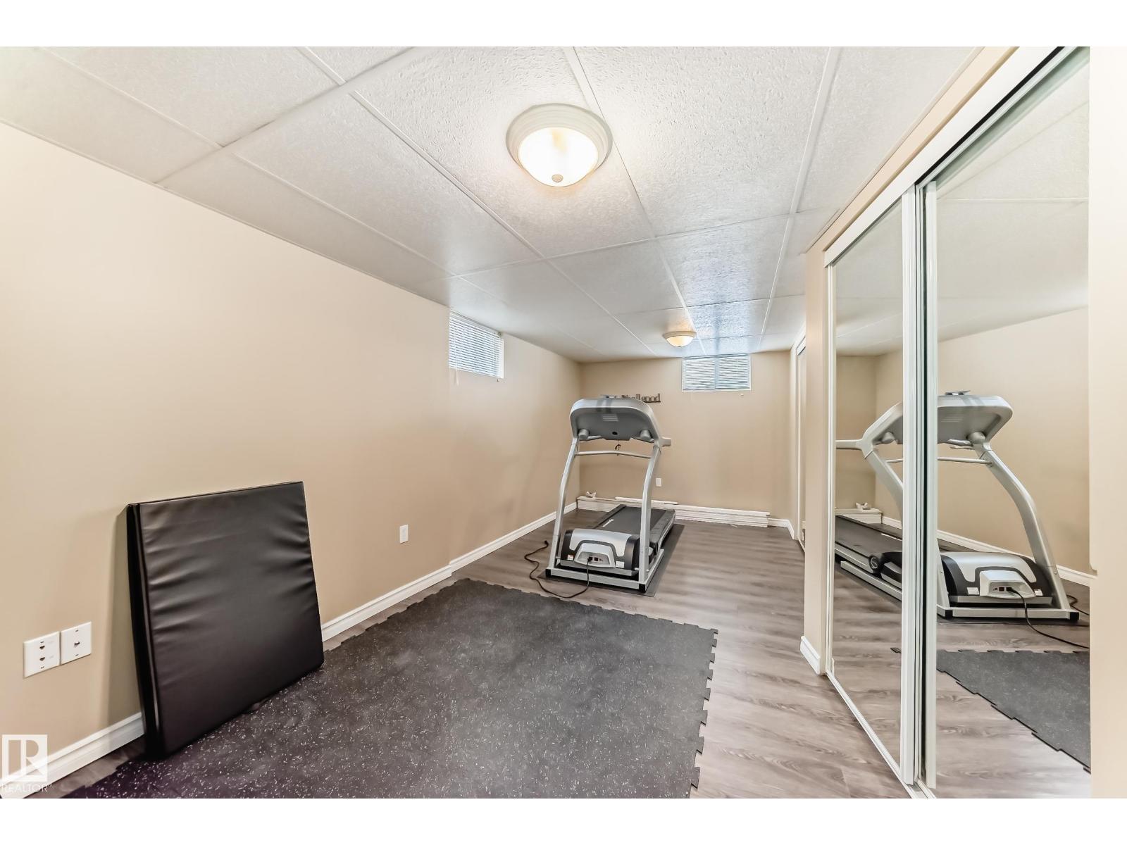 10860 147 ST NW, Edmonton