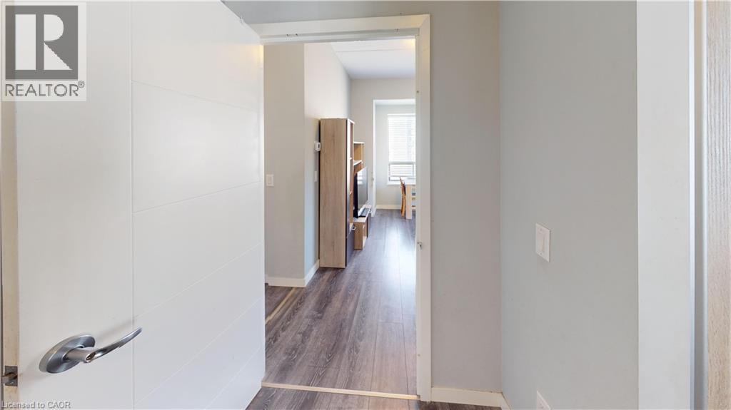 #1505 318 SPRUCE STREET - 22