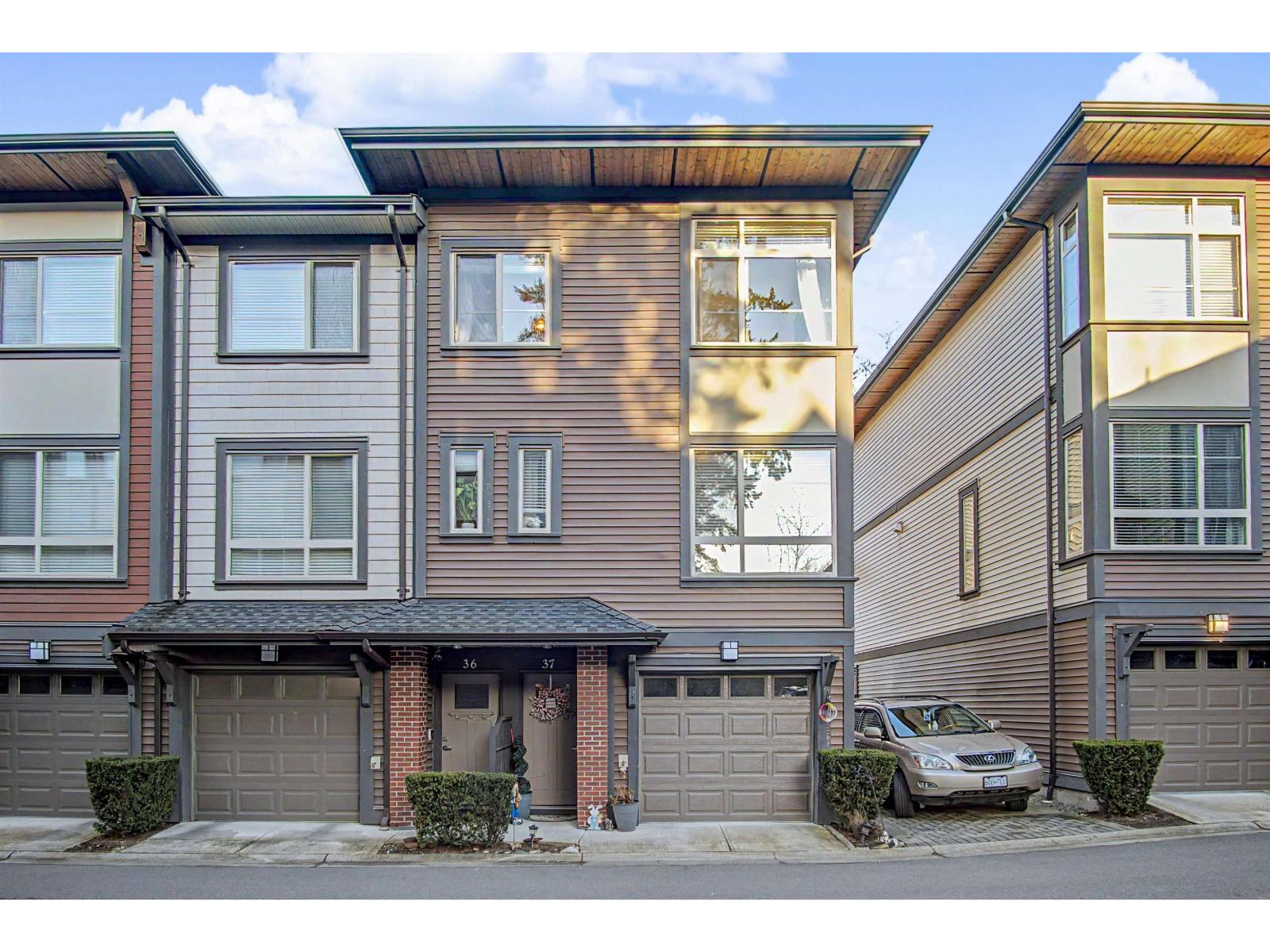 37 16127 87 Avenue - photo 2