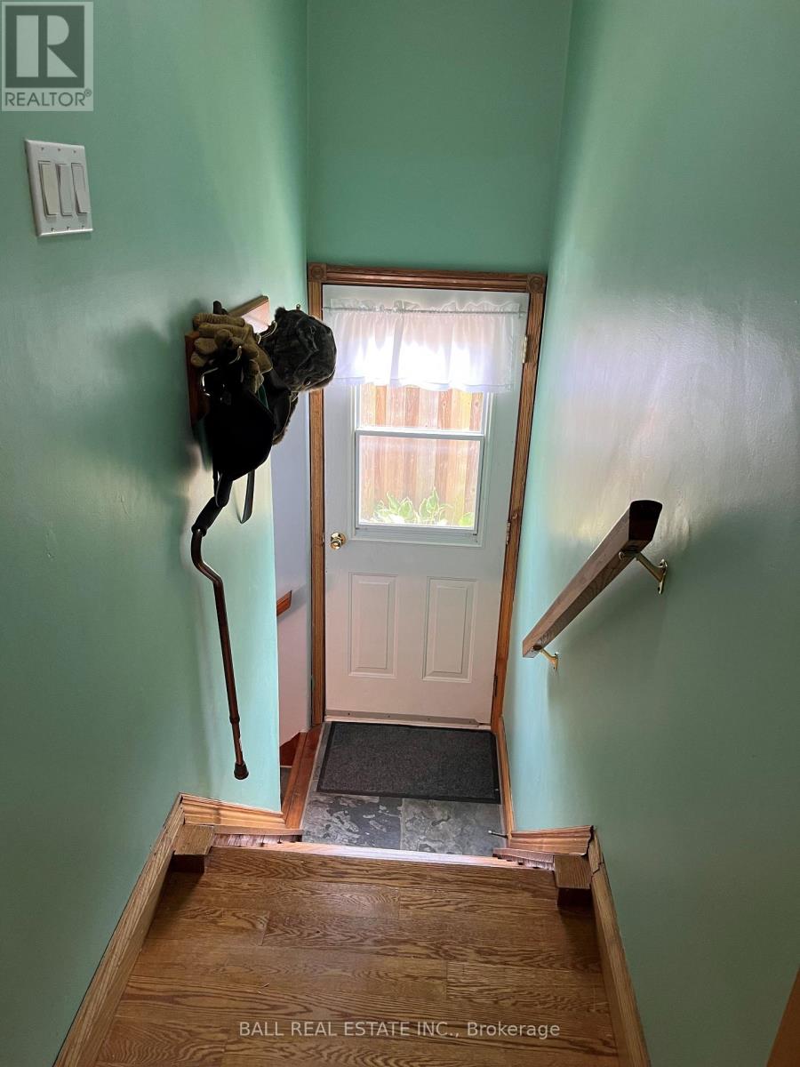 8 CHURCH LANE - 16