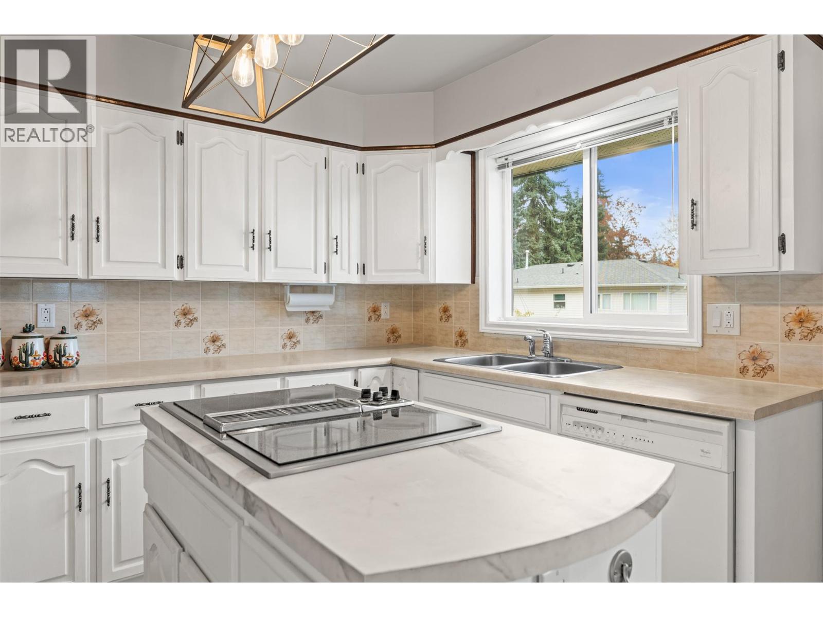 721 Granville Avenue, Enderby