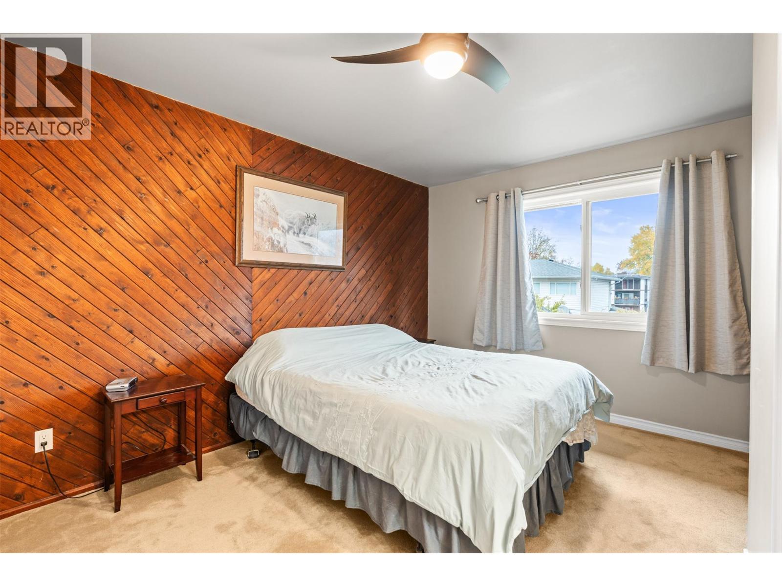 721 Granville Avenue - 22