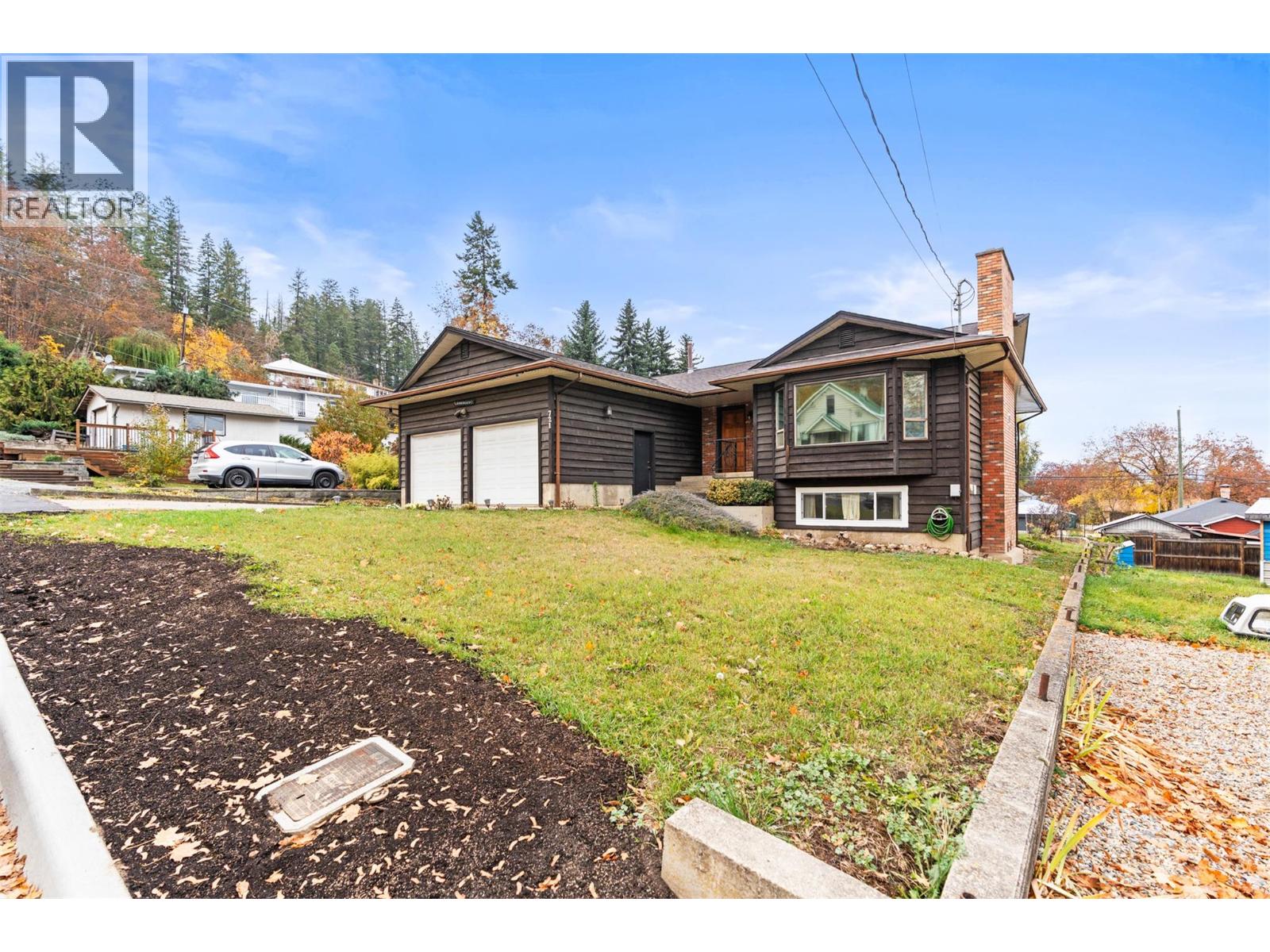 721 Granville Avenue - 47
