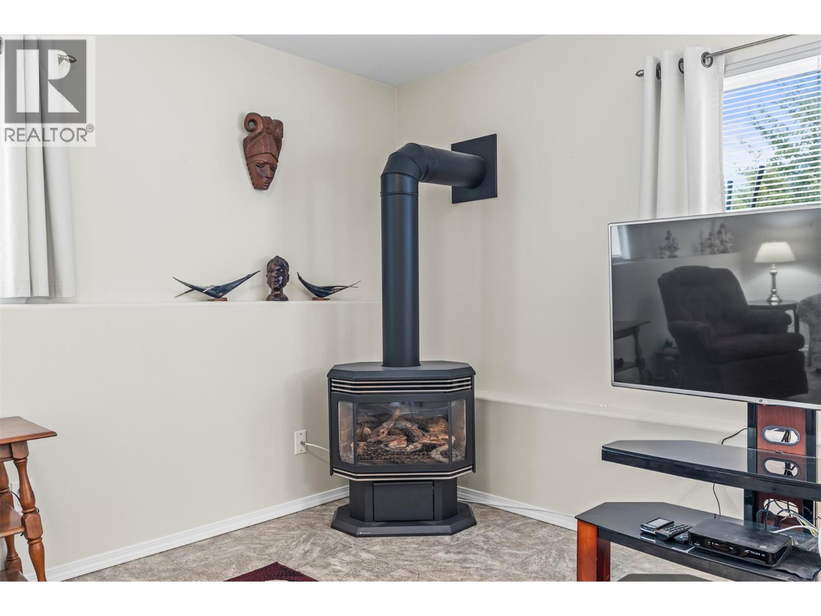 2675 Pine Avenue Unit# 54, Lumby