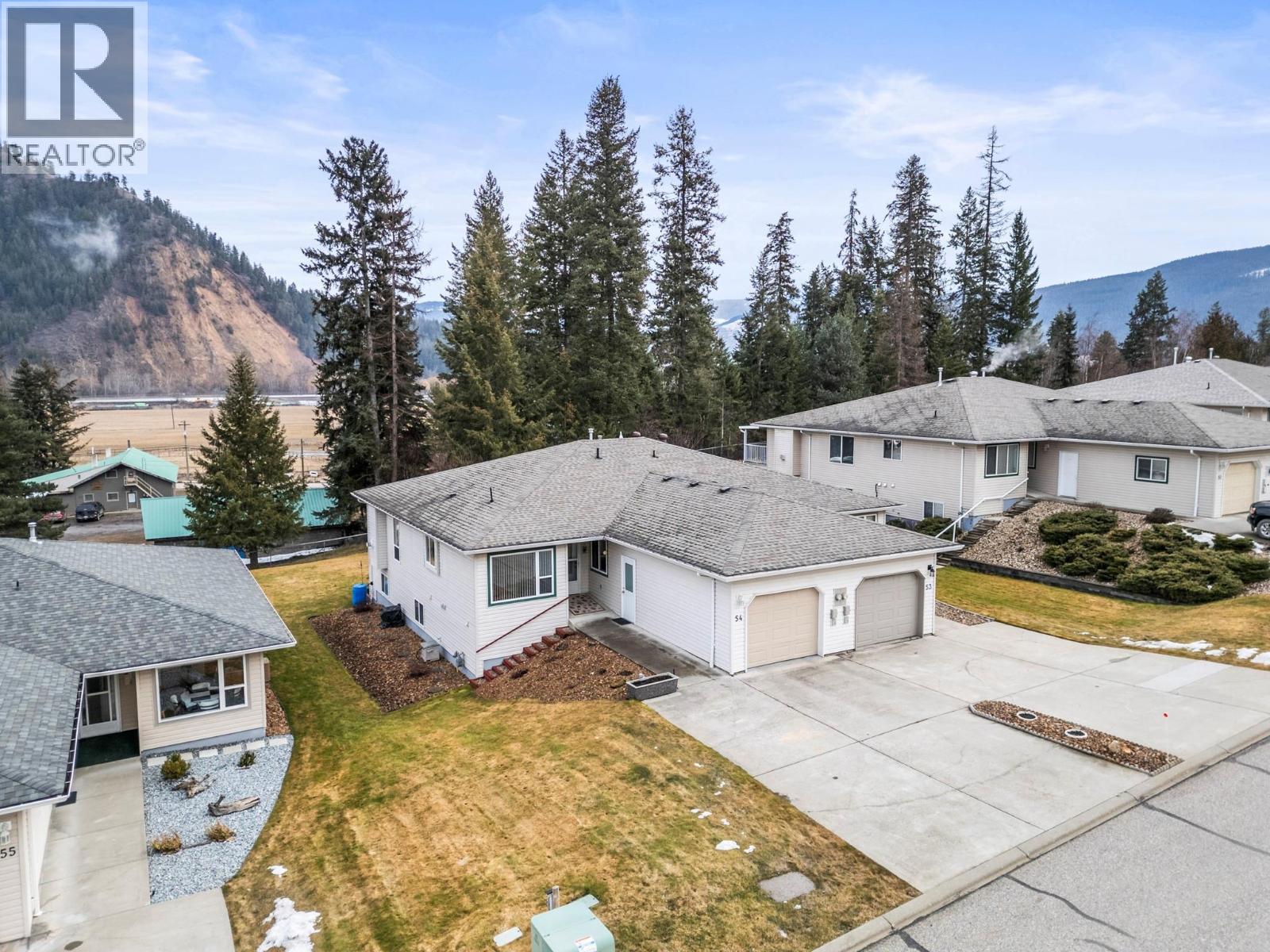2675 Pine Avenue Unit# 54, Lumby