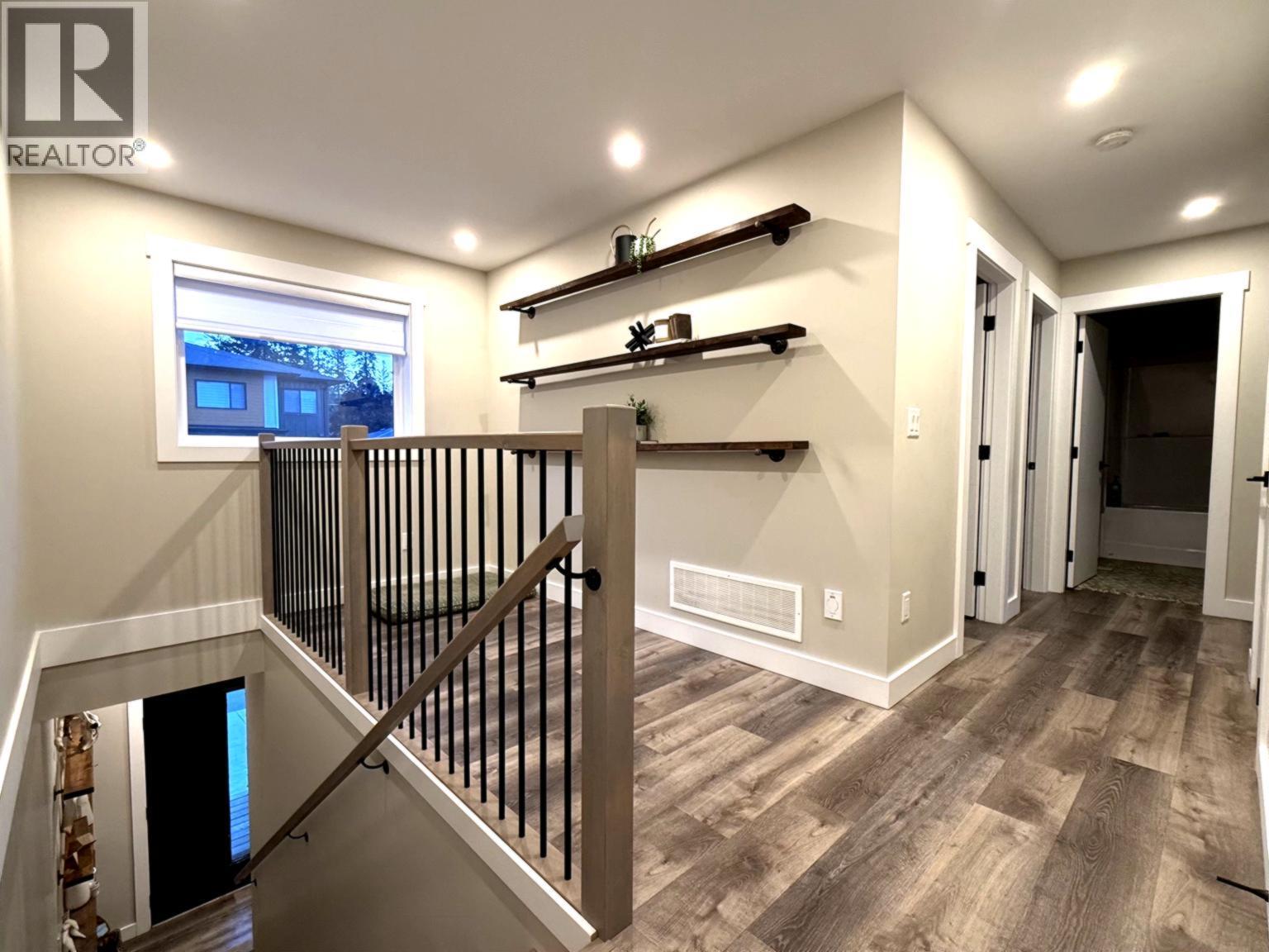 106 Abbey Road, Princeton